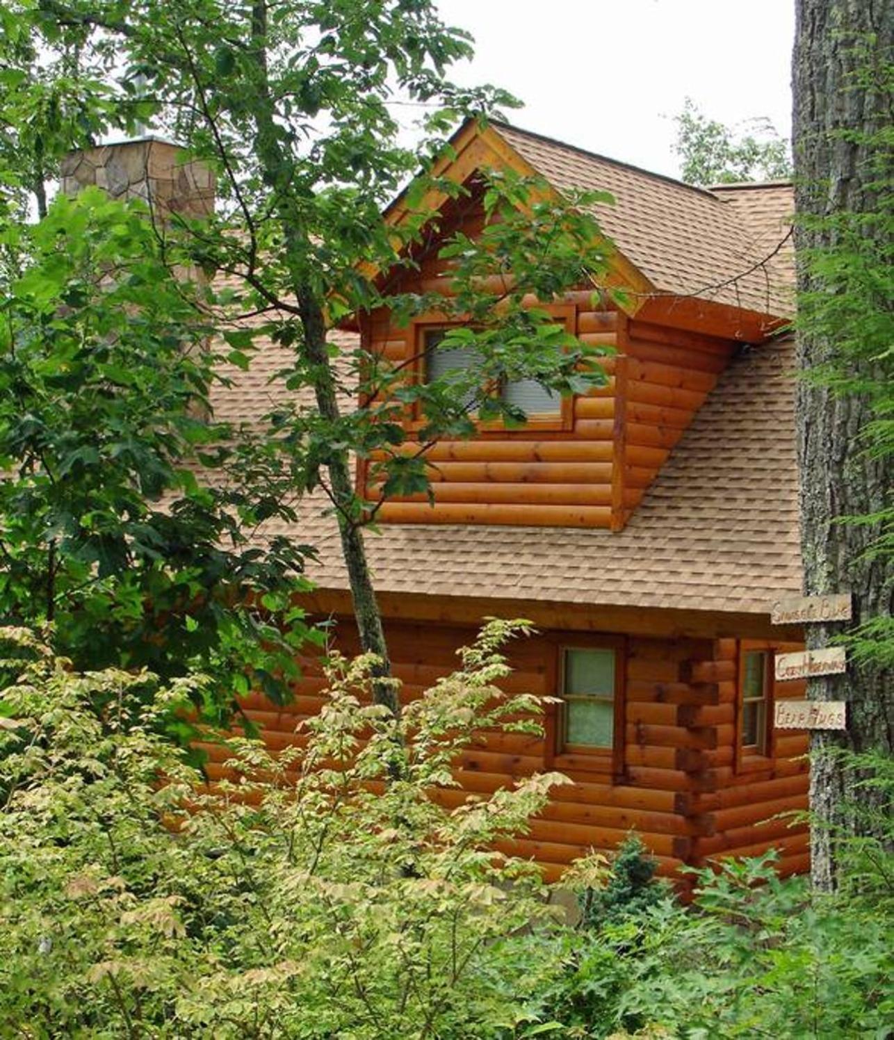 Romantic, Honeymoon Cabin In The Smokies! Gatlinburg Dış mekan fotoğraf